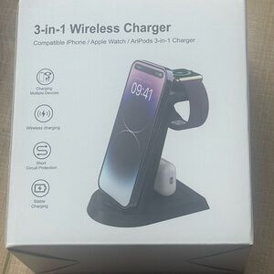 3-in-1 Wireless Charger for iPhone, Apple Watch, AirPods